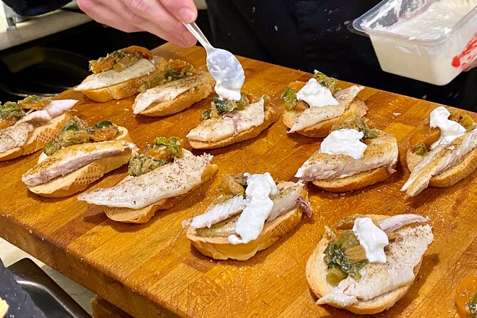Venice Street Food Tour with Local Guide with Local Food Market Visit - Starting near Rialto Bridge and Campo San Bartolomeo