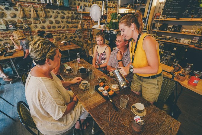Verona All in one: Food Walking Tour, Lunch & Wine - What the guides add to the food