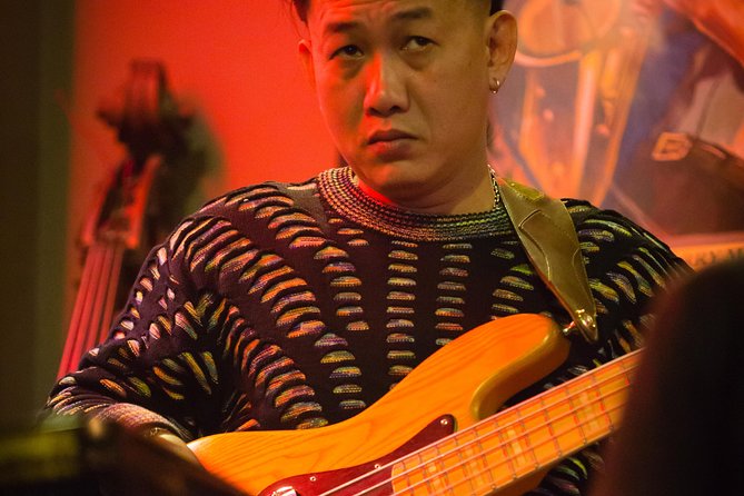Walking Street Food Tour and Hidden Music - Hanoia Ma May and the craft beer pause