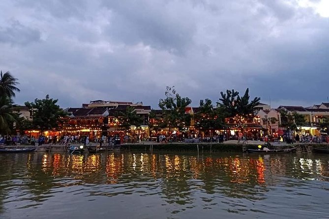 Walking Tour Hoi An city & Sampan Boat Ride with Colourful Lanterns,Night Market - The private car pickup from Da Nang or Hoi An