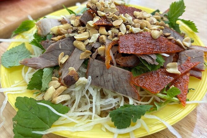Walking Tour in Hanoi Old Quarter with Street Food & Coffee - The coffee lesson adds real value