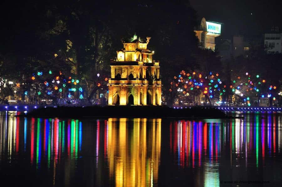 Weekend Hanoi Night Market & Street Food Tour - Finishing at Hang Dao Street Night Market