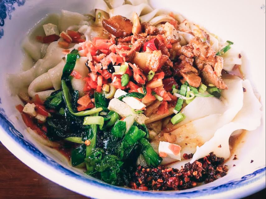 Xi'an Muslim Quarter Night Market Foodie Walking Tour - Should You Book the Muslim Quarter Food Walk?