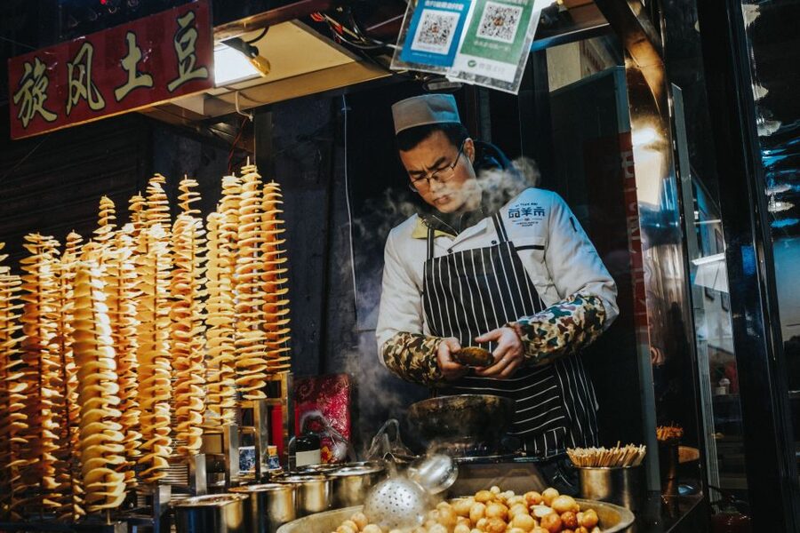 Xi'an Muslim Quarter Night Market Foodie Walking Tour - A Private Walk With Room for Food Choices