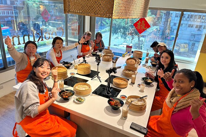 Xiao Long Bao, Beef Noodles & Boba Tea Cooking Class in Taipei - Key points to know before booking